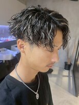 エリマ 横浜西口(elima)&nbsp;横浜西口ツイストスパイラルパーマメンズカットラウンドマッシュ