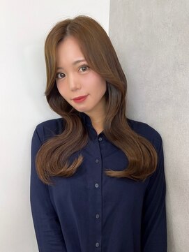 ジーナ 福岡天神(Zina) 韓国/くびれヘア/ハッシュカット/レイヤー【Zina福岡天神】