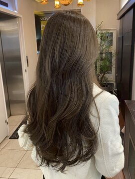 ほんのりくすみグレージュ透明感/冬の美髪・髪質改善ミネラル