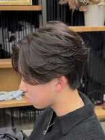 オーバルバイアピッシュ(OVARL by apish)&nbsp;フェザーパーマナチュラルセンターパート毛流れリバースパーマ