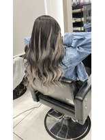 ヘアーデザイン ジェルム(Hair Design germe)&nbsp;プルエクシルバーグラデーション #しのだスペシャル