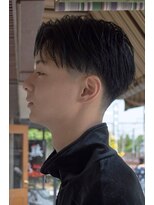 ディライトヘア 本山店(DELIGHT HAIR)&nbsp;ウェットセンターパート　フェードスタイル