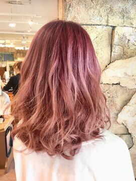 クレドガーデン 綾瀬店(CRED GARDEN) ピンクグラデーション