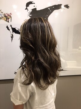 ビウラ(BIURA) ハイライトカラー