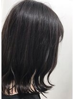 ダッチェス(DUCHESS)&nbsp;【DUCHESS】外ハネ＋ダークトーンの自然さが可愛い長めボブ