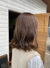 ベビーモード 茶屋町店 透け感ベージュミディ