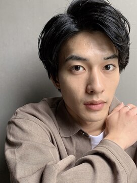 メイクス 表参道(MAKE'S omotesando) 【堀口】ショートレイヤー、サイドパート、メンズカット