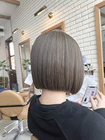 ルチェア ヘア(Lucea Hair)&nbsp;シルバーベージュbob