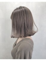 イト(ito.)&nbsp;グレージュロブ_アースカラーくびれヘア