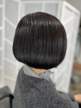 ツムグ 代官山店(TUMUGU) 30代40代50代大人可愛い黒髪くせ毛ショート脱白髪染め◎代官山