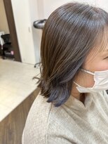 アプシー 三田駅前店(Apsee)&nbsp;アッシュグレー×インナーブルー