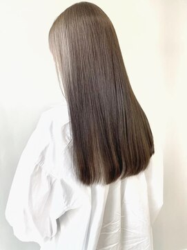 クイントネオリーブ 自由が丘正面口店(quint:neolive) 自由が丘/ホワイトグレージュ/フェザーパーマ/デジタルパーマ