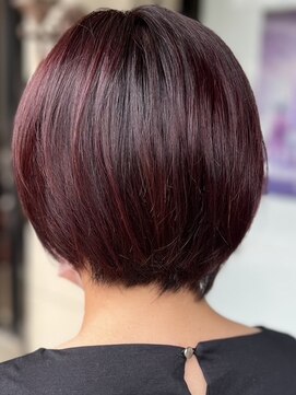 ヘアークリアー 春日部 大人可愛い光の強さで2度楽しめるピンクパープル/30代40代50代