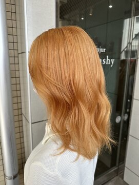 ミラシィ 稲毛(Mirashy) 夏にぴったりハイトーンオレンジ♪
