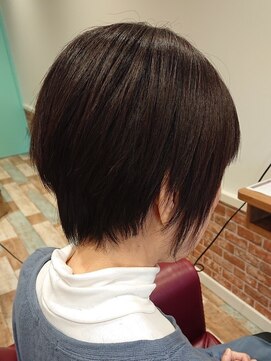 ヘアーメイクルーム ラルジュ(Hair Make Room Large) グラデーションボブスタイル