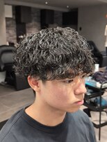 プルーブトウキョウ 渋谷(PROVE TOKYO)&nbsp;波巻きスパイラルパーマラウンドマッシュ刈り上げメンズ