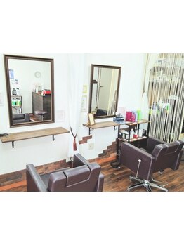 《理美容両資格保有》気さくな女性スタイリストが仕上げまで担当★理容だからこそできる施術も◎