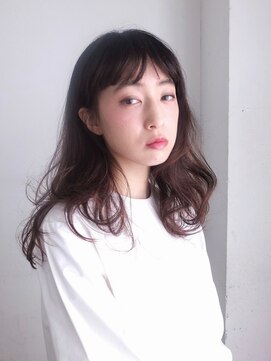 クッカ(qukka) ラフウェーブミディ×グラデーションカラー