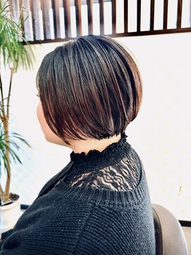 ヘアーアンドメイク アビディング(hair&make abiding) ショートボブ・レイヤーボブ
