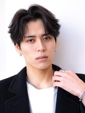 エフエム 渋谷(FM) 束感モテるツーブロックセンターパートニュアンスパーマ