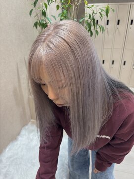 ジーニー 横浜(giinii) 横浜/ホワイトベージュ/ダブルカラー