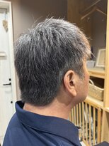 クロノ(CHRONO)&nbsp;ビジネスマン向け耳だしカット