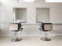 カサネ(kasane)の雰囲気（styling chair）