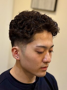 ◆【爽やかさと色気を両立】宮城リョータパーマ×ローフェード◆