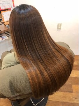 ルッカランス 経堂店(Lucca Lance) 美髪矯正/うねりを整える艶仕上げ/50代/経堂/メテオ