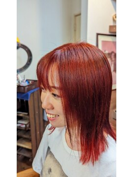 アキツ ヘアメイク ドーラ(Akitsu Hair Make Do ra) オレンジカラー