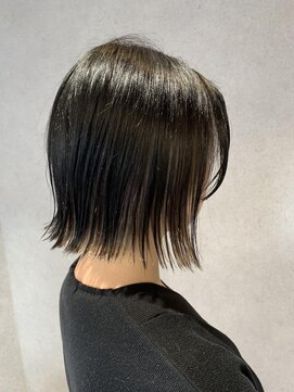ラソ プエルト(LAZO puerto) 切りっぱなしボブ