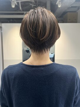 アルトル 池袋(altru) 襟足が綺麗な大人ショート