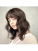 ハイライト_ グレーベージュレイヤーロング前髪パーマ