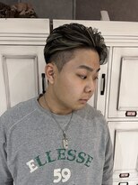 ヘアーラボ アッシュ(Hair Labo ASH) 毛流れパート×金メッシュ