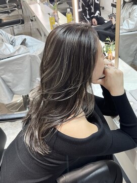 ブレンド 渋谷(BLend) マチルダボブ前髪ハイライトグレージュ