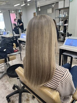 アジールヘア 所沢プロペ通り店(agir hair) ホワイトグレージュミルクティーグレージュケアブリーチ所沢韓国