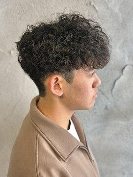 ニアウ 高崎店(Niau) メンズマッシュプードルパーマ群馬高崎眉毛韓国刈り上げシャドウ