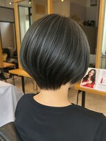 ヘアーカッティングガーデン ジャック モアザン 梅田店&nbsp;ボブ/ショートボブ/ハイライト/20代/30代/大人女性/白髪ぼかし