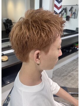 スワッグバーバースタジオ(SWAG BARBER STUDIO) スパイキーショート