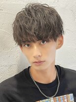 バイフィフス 原宿/表参道(by fifth)&nbsp;七三センターパートウルフマッシュツイストスパイラルパーマ黒髪