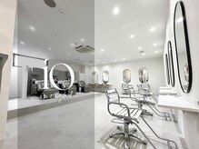 イオ 本厚木(io)