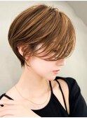 大人ショートボブ丸みショートカットマッシュショート 前髪あり