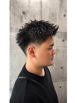 アンダーバーホワイト 南海難波店(_WHITE)&nbsp;スパイキーショート×テーパーフェード