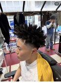 スパイキーアフロ、ドレッド風味