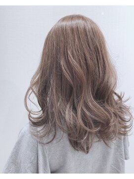 ソラヘアー(SORA hair) 韓国風くびれ　ミディアムレイヤー×グレージュ
