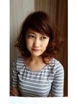 ベニヤボンドストリート(Beniya BOND STREET) 大人ガーリー×レッド×3Dレイヤー×鎖骨ミディアム