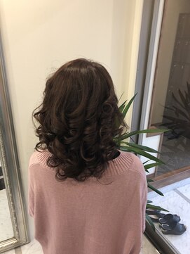 トータルビューティサロン シェリ(total beauty salon cheri) レイヤーカット