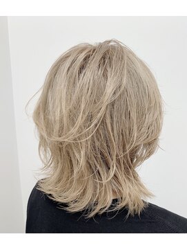 ロロネー 三国(Lolonois) ホワイトベージュ