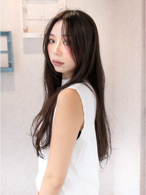 ★hair LOGiA★　〇脱力系のロングの仕上げ