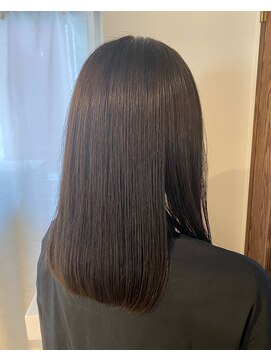 ジュエ (jouer) 髪質改善まとまるロング潤ツヤストレートアッシュオリーブ